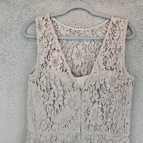 Hayley Paige Maxi Dress Womens Sz 14 Hazel lace flower Overlay Form Fitting - Picture 8 of 14
